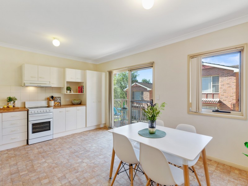 3/163 Gertrude Street, Gosford NSW 2250
