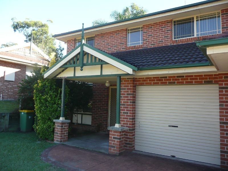 2/2 Blue Wren Close, Green Point NSW 2251