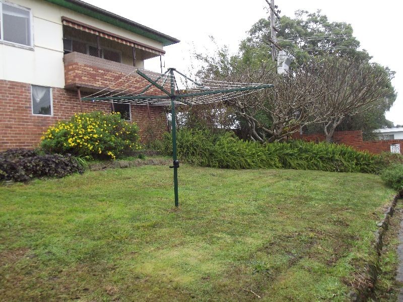24 Coogee, Point Clare NSW 2250