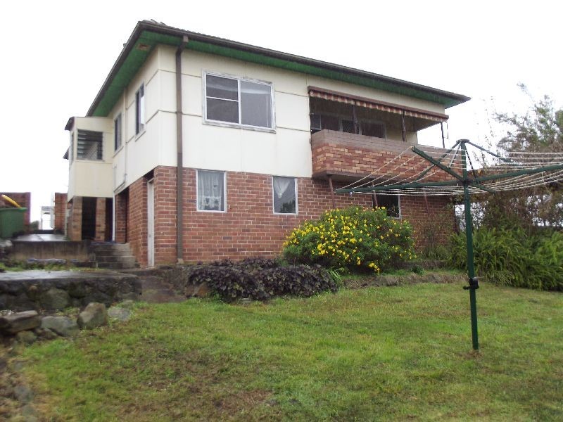 24 Coogee, Point Clare NSW 2250