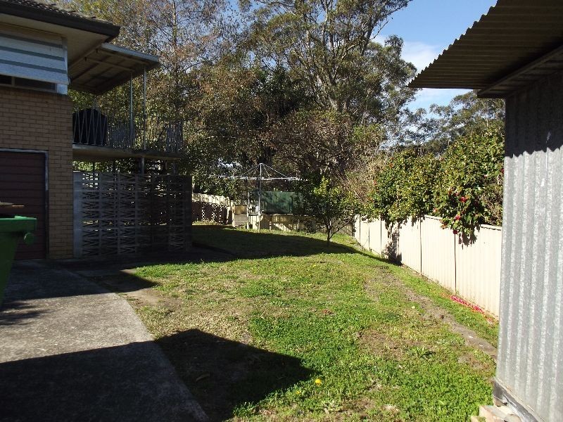 4 Tingira Cresent, Wyoming NSW 2250