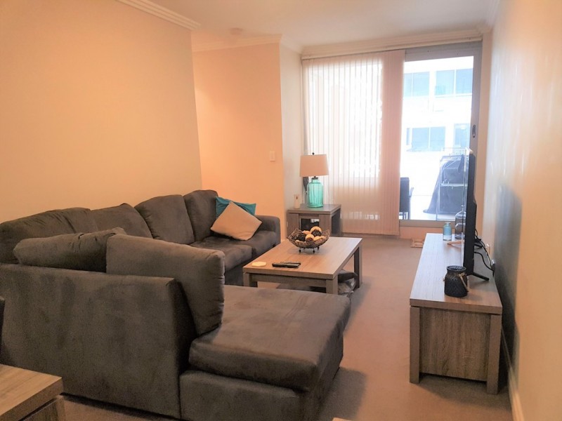 4/12 Baker Street, Gosford NSW 2250