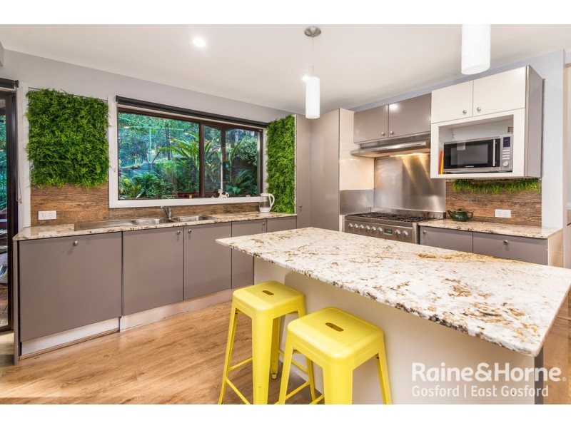 40 Pleasant Valley Road, Fountaindale NSW 2258