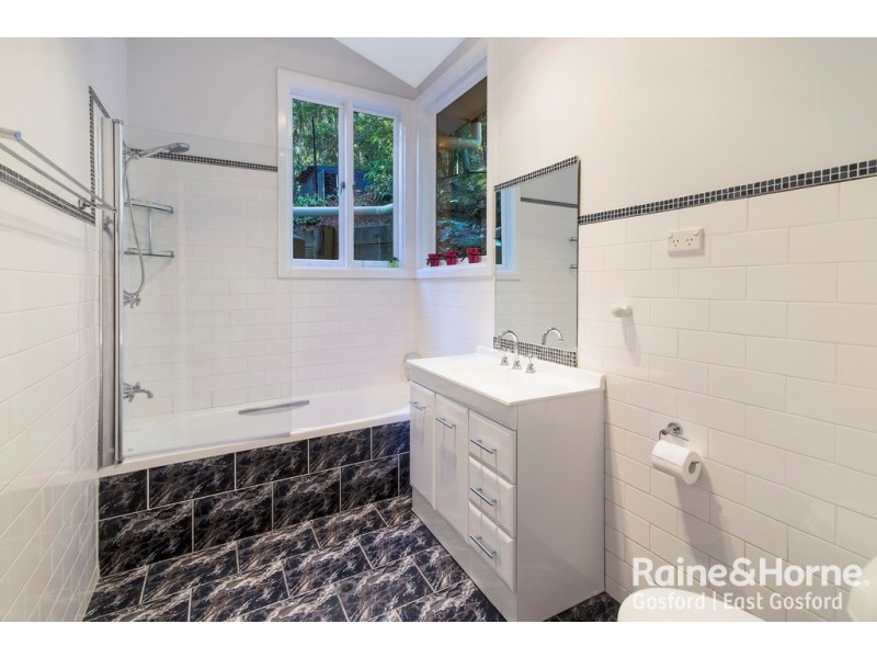 40 Pleasant Valley Road, Fountaindale NSW 2258