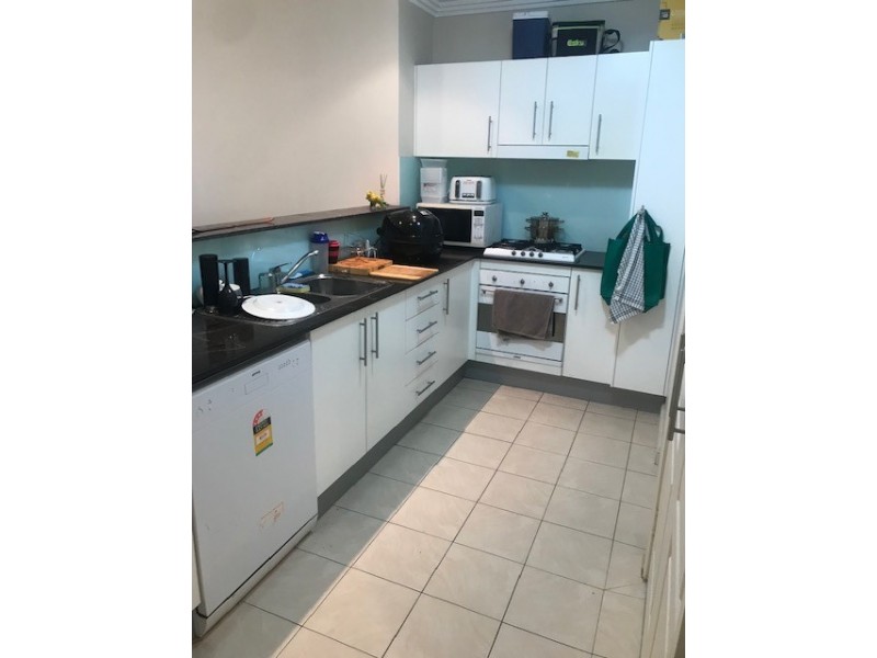 4/80 Mann Street, Gosford NSW 2250