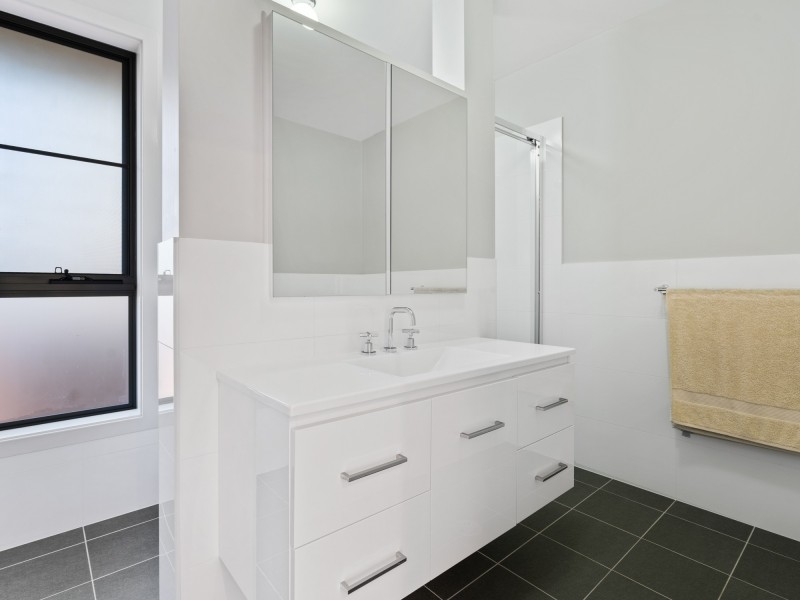 11 Aires Close, Erina NSW 2250