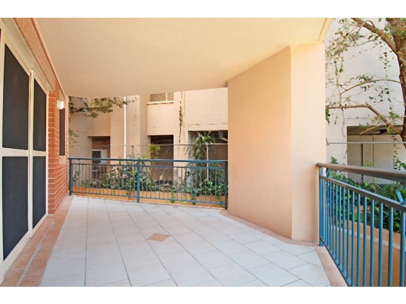 2/12-14 Hills Street, Gosford NSW 2250