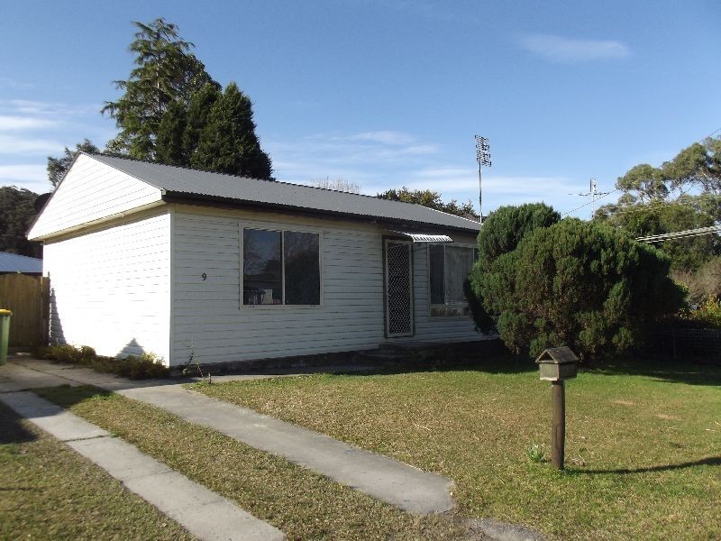 9  Cambridge Circle, Ourimbah NSW 2258
