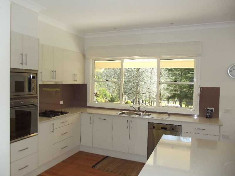 200 MacDonalds Road, Lisarow NSW 2250