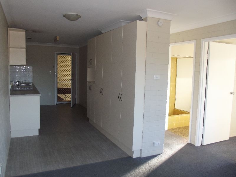 8/33 York Street, Point Frederick NSW 2250