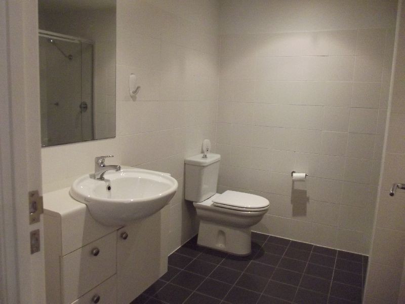 12/80 John Whiteway Drive, Gosford NSW 2250