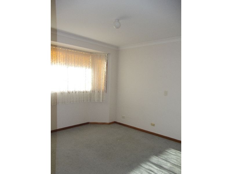 9/183-185 Albany Street, Point Frederick NSW 2250