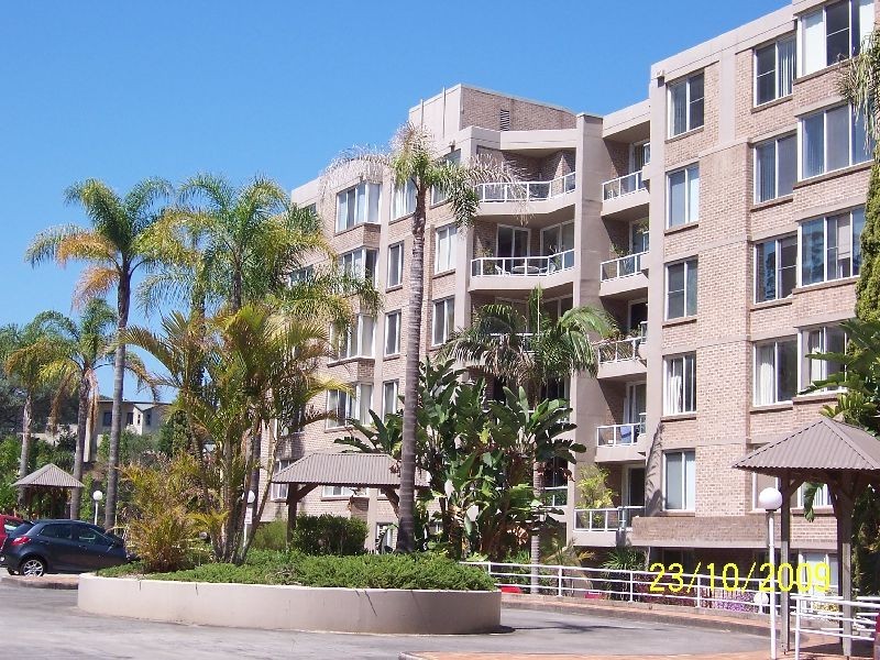 61/91-95 John Whiteway Drive, Gosford NSW 2250