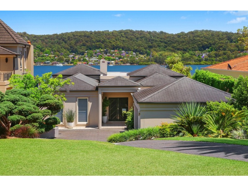 30 Albany Street, Point Frederick NSW 2250