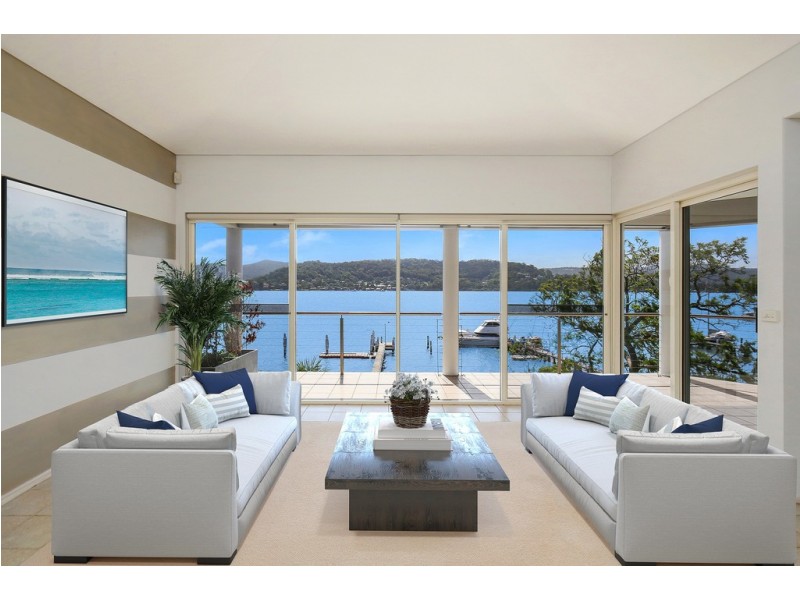 30 Albany Street, Point Frederick NSW 2250