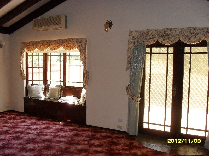 10 Water Street, Kincumber NSW 2251