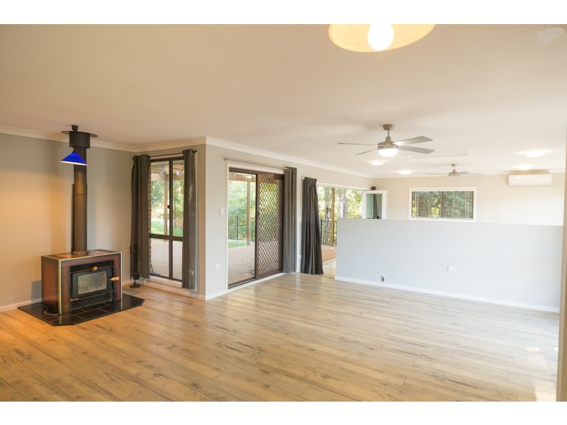 17 Jacana Avenue, Narara NSW 2250