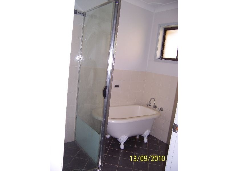 2/17 Ward Street, Gosford NSW 2250