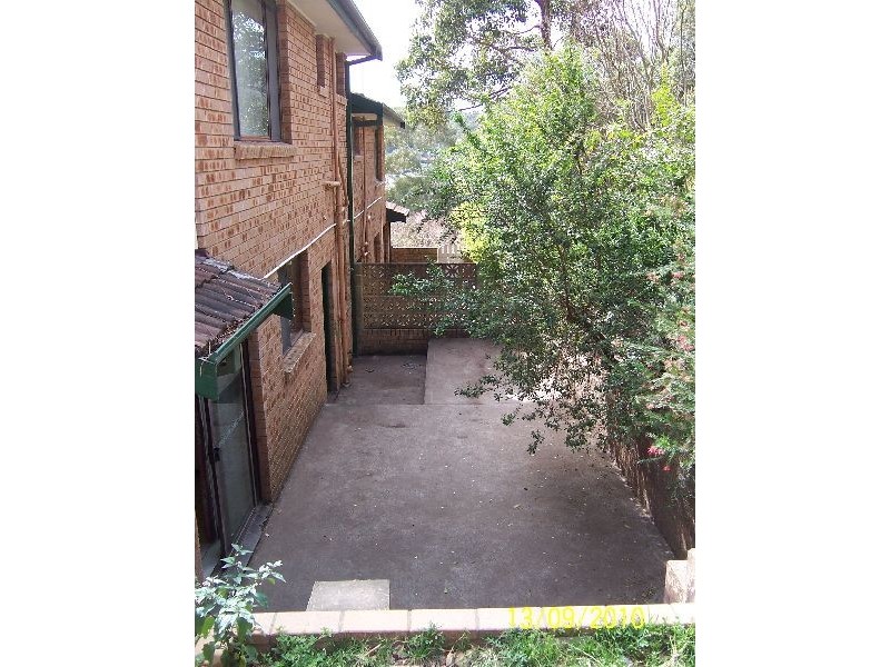 2/17 Ward Street, Gosford NSW 2250