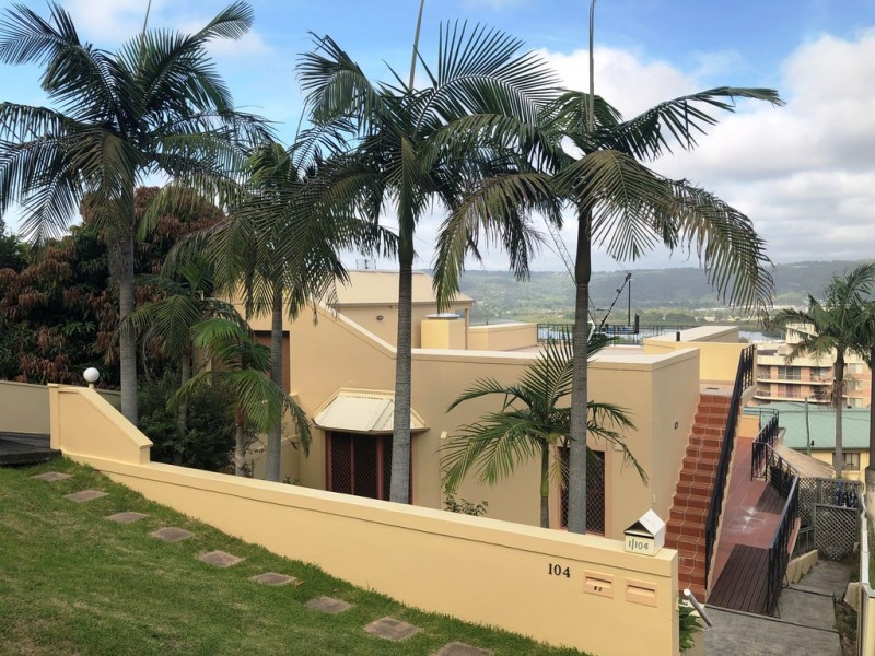 3/104 John Whiteway Drive, Gosford NSW 2250