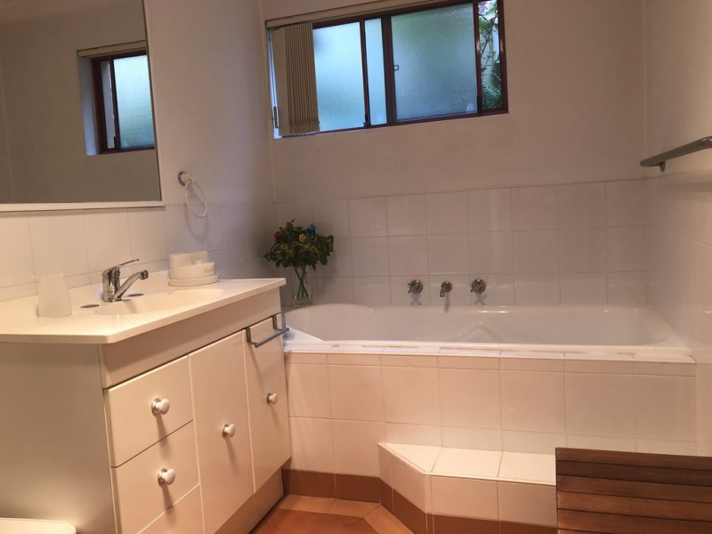 3/104 John Whiteway Drive, Gosford NSW 2250