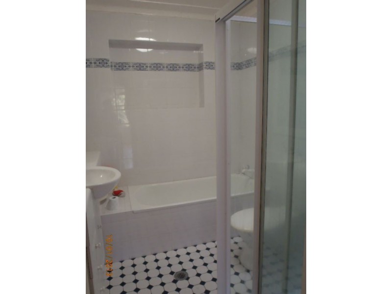 56 Orange Parade, Wyoming NSW 2250