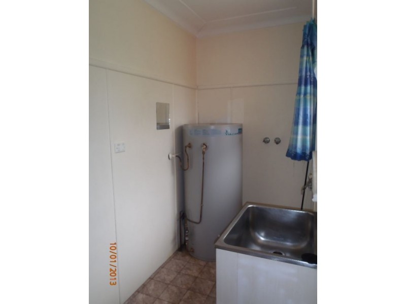 56 Orange Parade, Wyoming NSW 2250