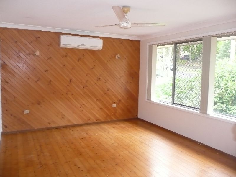 5 Dougal Drive, Wyoming NSW 2250