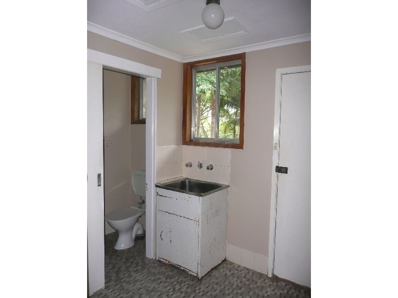 5 Dougal Drive, Wyoming NSW 2250