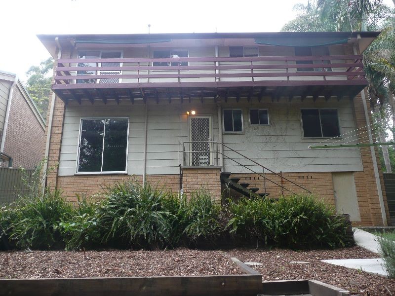 5 Dougal Drive, Wyoming NSW 2250