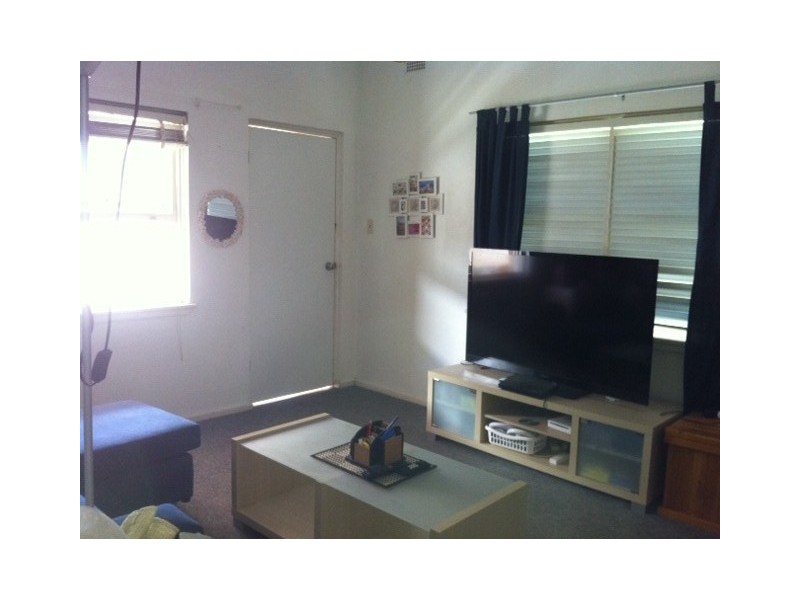 6/19 Masons Parade, Gosford NSW 2250