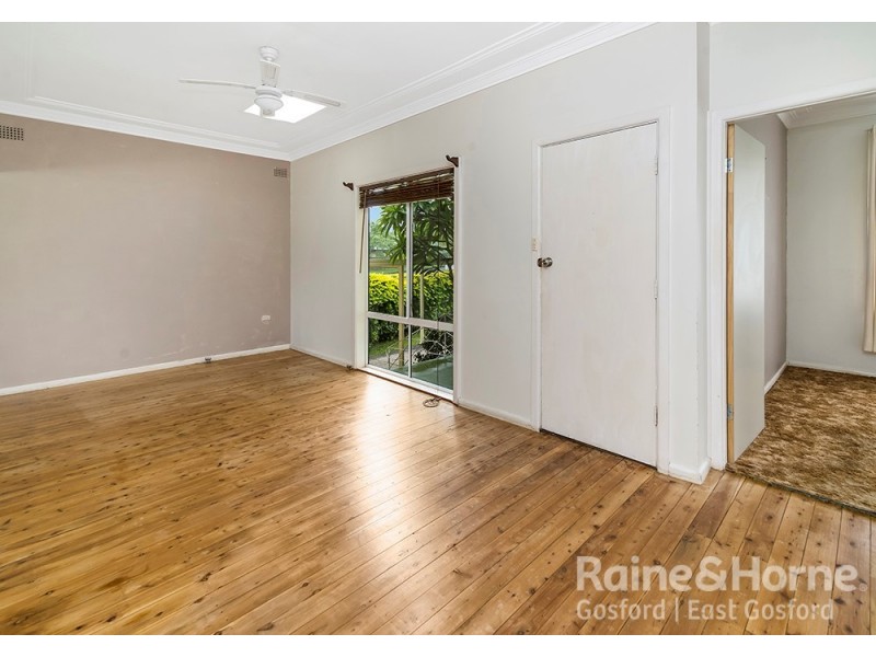 50 Orange Parade, Wyoming NSW 2250