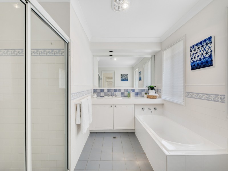 17/15 Koolang Road, Green Point NSW 2251