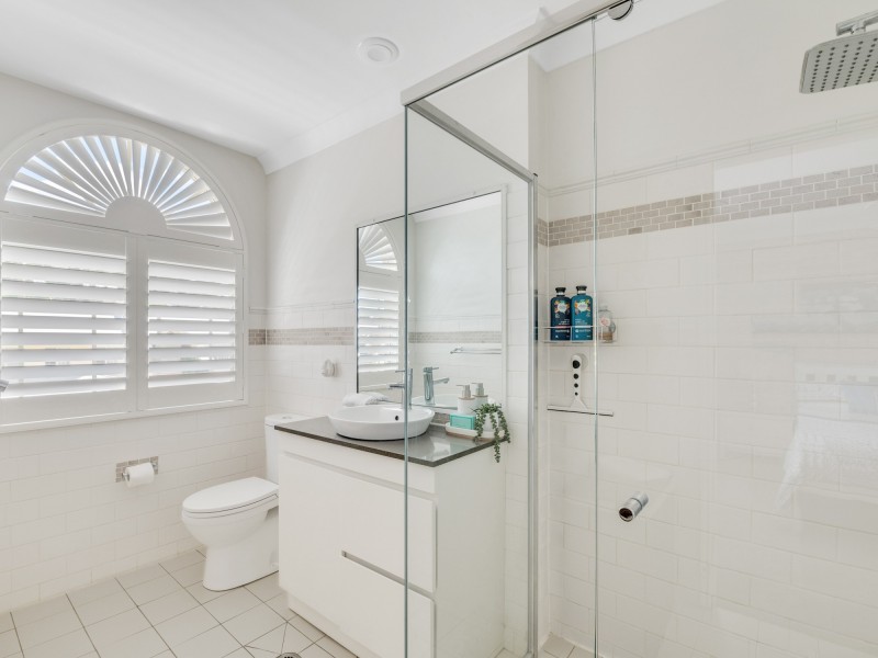 17/15 Koolang Road, Green Point NSW 2251