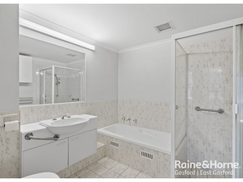 52/91-95 John Whiteway, Gosford NSW 2250