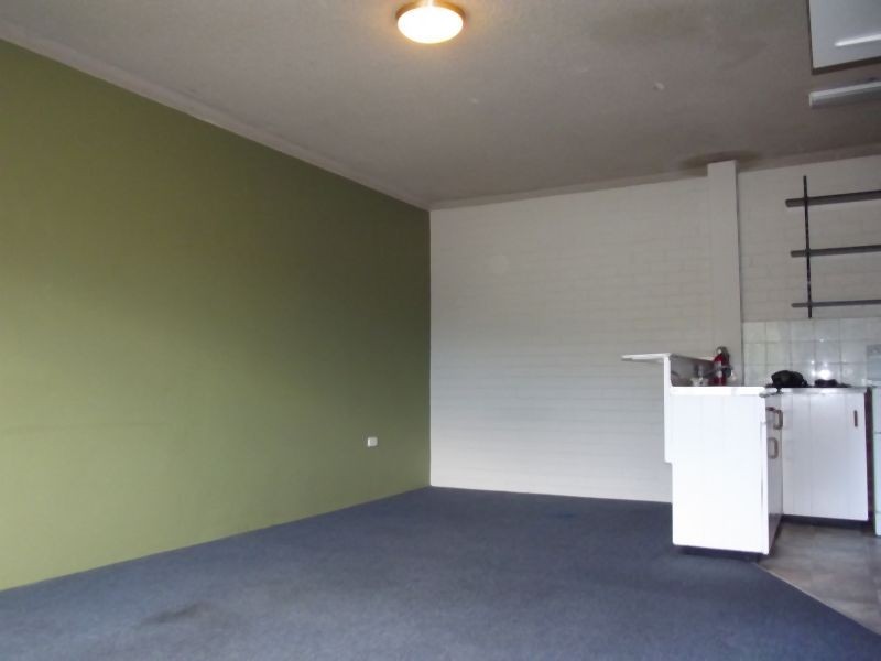 2/33a Frederick Street, East Gosford NSW 2250