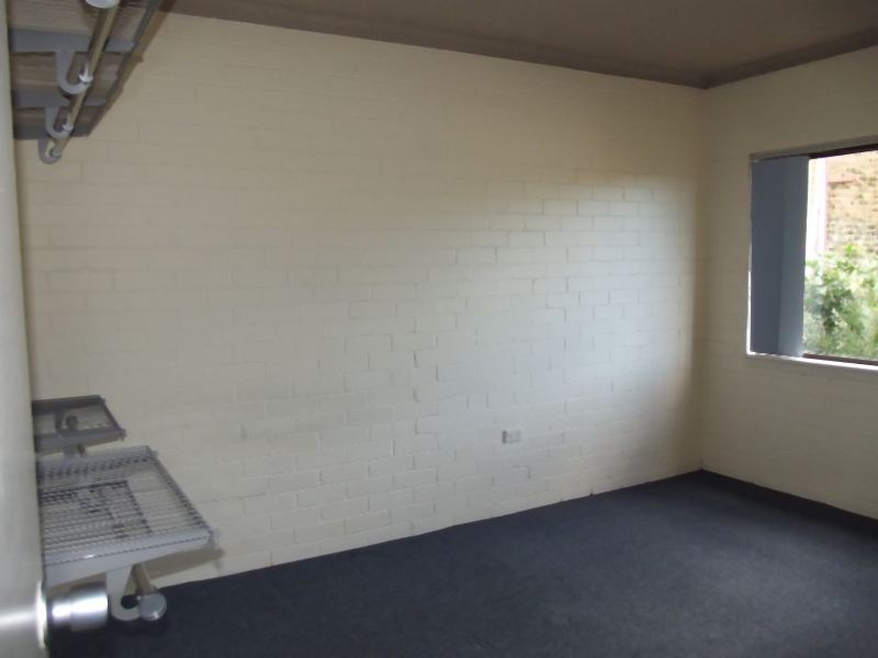 2/33a Frederick Street, East Gosford NSW 2250