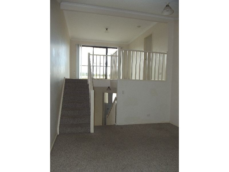 10/7 King Street, Ourimbah NSW 2258