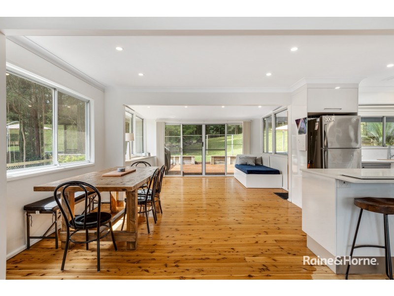 8 Marangani Avenue, North Gosford NSW 2250