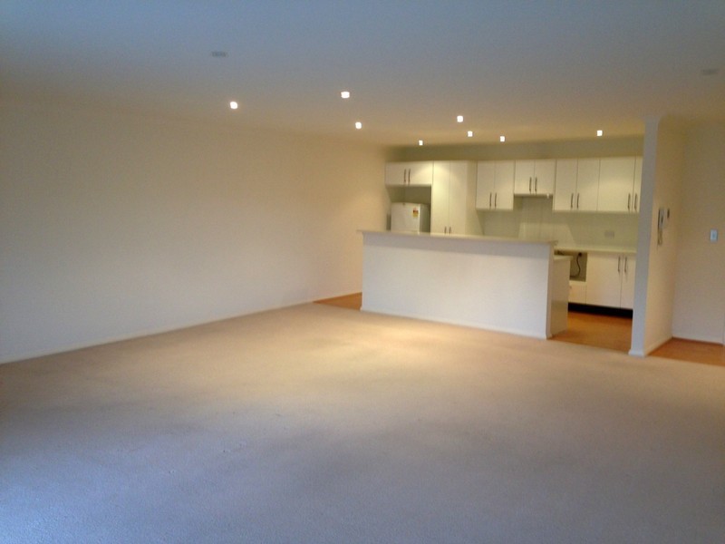 11/13-15 Moore Street, West Gosford NSW 2250