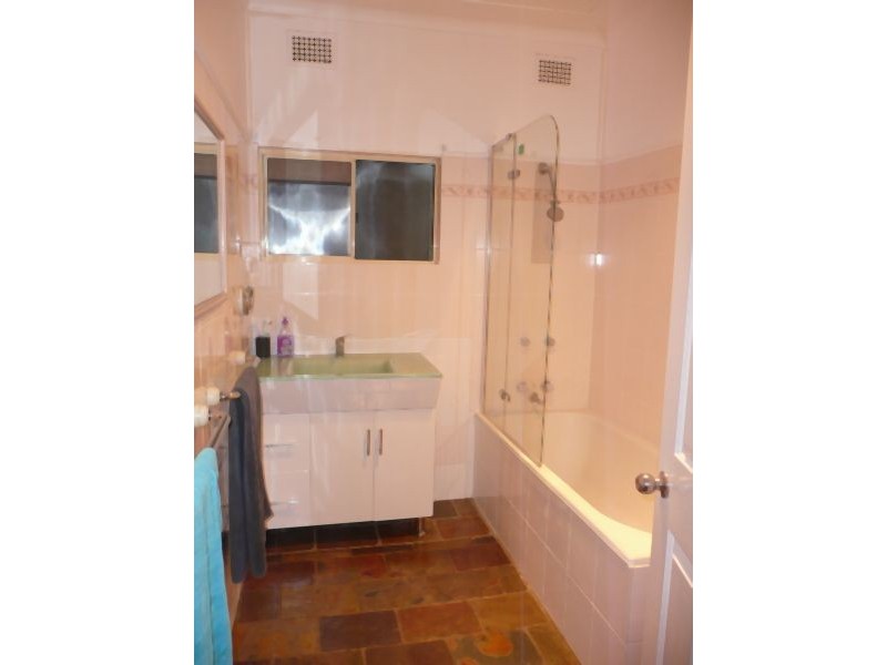 227 Gertrude Street, North Gosford NSW 2250