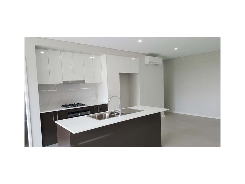21/14-16 Batley Street, West Gosford NSW 2250