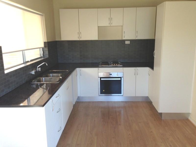 14/138 Albany Street, Point Frederick NSW 2250