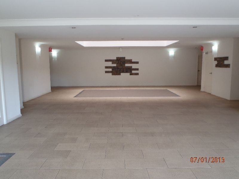 8/13-15 Moore Street, West Gosford NSW 2250