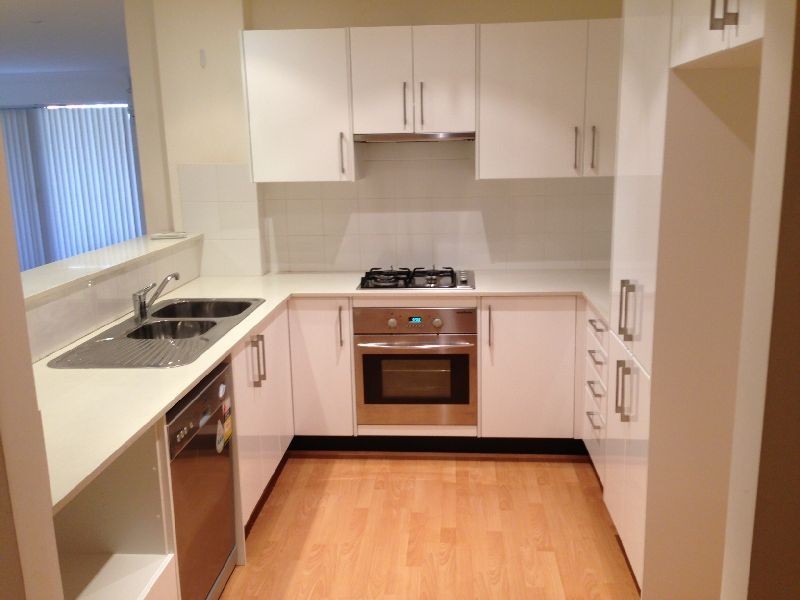 8/13-15 Moore Street, West Gosford NSW 2250