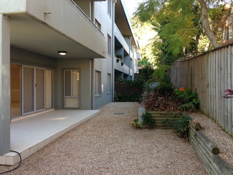 8/13-15 Moore Street, West Gosford NSW 2250