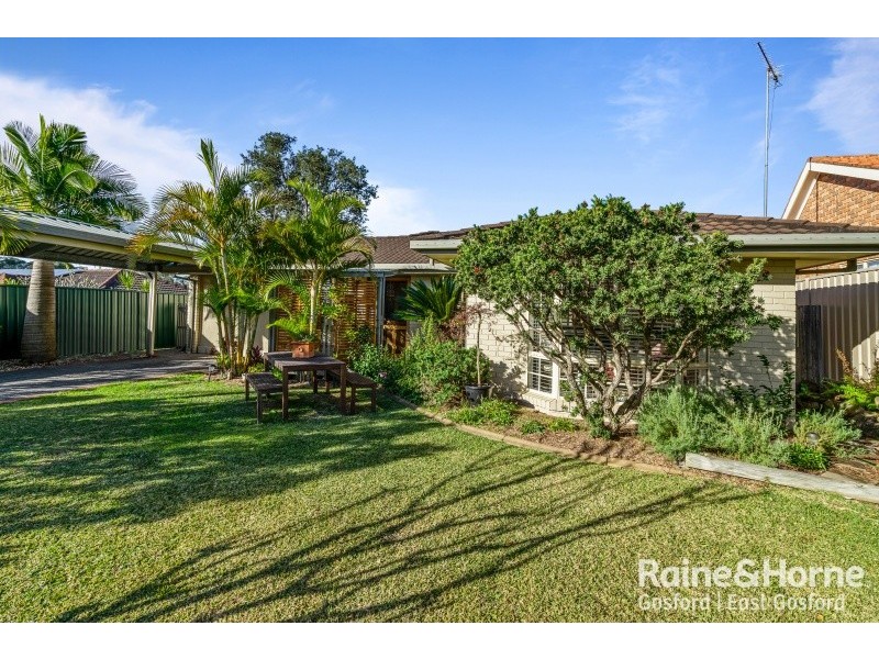 14 Greenvale Road, Green Point NSW 2251