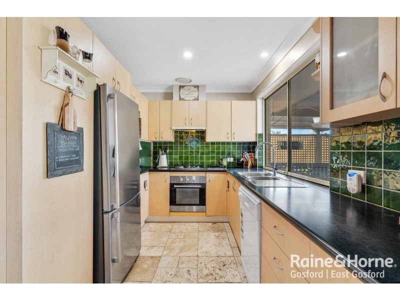 14 Greenvale Road, Green Point NSW 2251