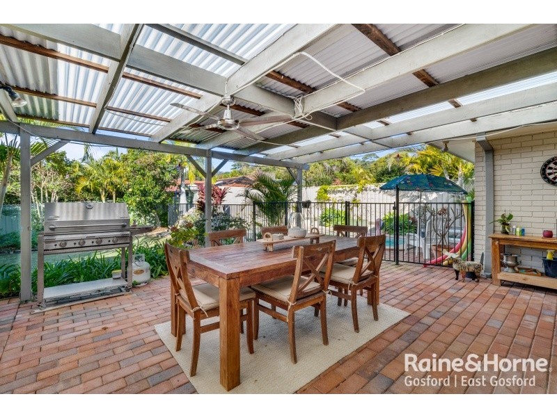 14 Greenvale Road, Green Point NSW 2251