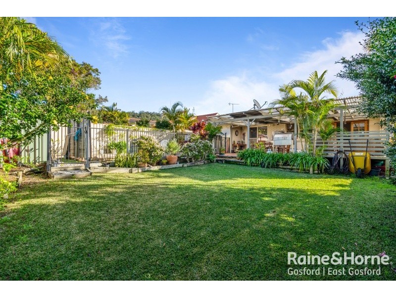 14 Greenvale Road, Green Point NSW 2251